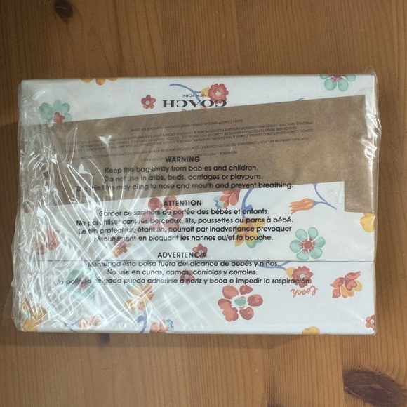 🥰 Coach Boxed Notecards With Mystical Floral Print - Picture 4 of 5